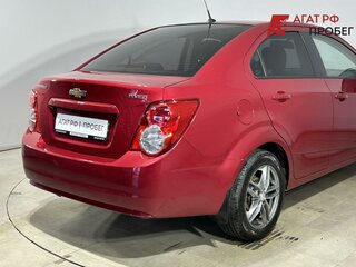 2013 Chevrolet Aveo II, красный, 600000 рублей, вид 3