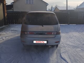 2001 Toyota Gaia, серый, 680000 рублей, вид 4