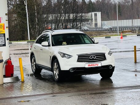 2014 Infiniti QX70, белый, 3900000 рублей, вид 1