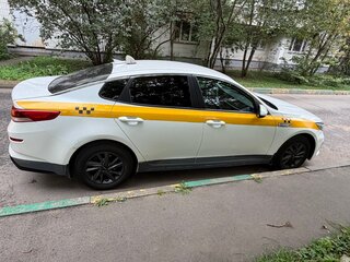 2019 Kia Optima IV Рестайлинг, белый, 1250000 рублей, вид 4