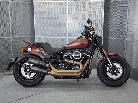 2017 Harley-Davidson Fat Bob, коричневый, 1449000 рублей, вид 1