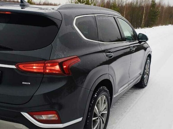 2019 Hyundai Santa Fe IV, серый, 2720000 рублей - вид 2