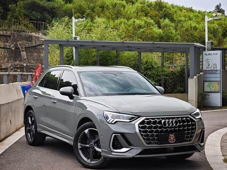 Audi Q3 II (F3)