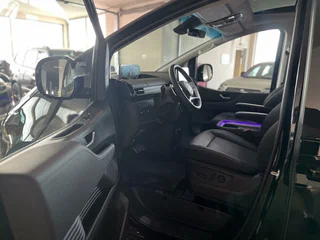 2025 Hyundai Staria I, чёрный, 7995000 рублей, вид 4