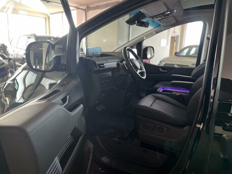 2025 Hyundai Staria I, чёрный, 8080000 рублей, вид 4