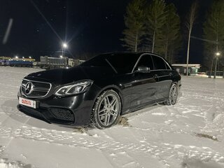 2015 Mercedes-Benz E-Класс 300 IV (W212, S212, C207) Рестайлинг, чёрный, 2600000 рублей, вид 1