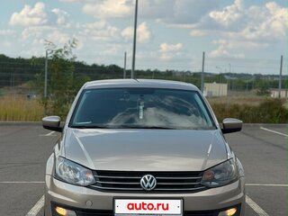 2016 Volkswagen Polo V Рестайлинг, бежевый, 950000 рублей, вид 1