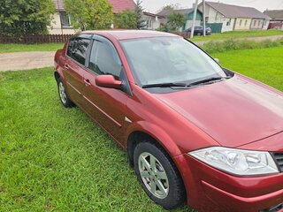 2007 Renault Megane II Рестайлинг, красный, 470000 рублей, вид 4