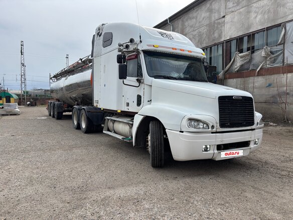 1999 Freightliner FLC, белый, 1100000 рублей - вид 7