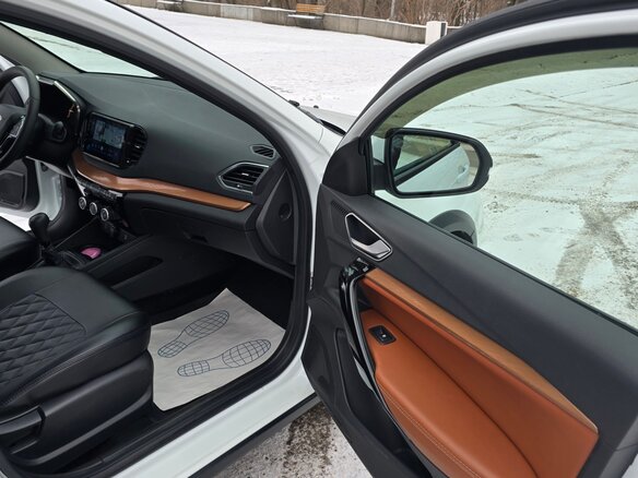 2023 Lada (ВАЗ) Vesta SW Cross I Рестайлинг (NG), белый, 1700000 рублей - вид 17