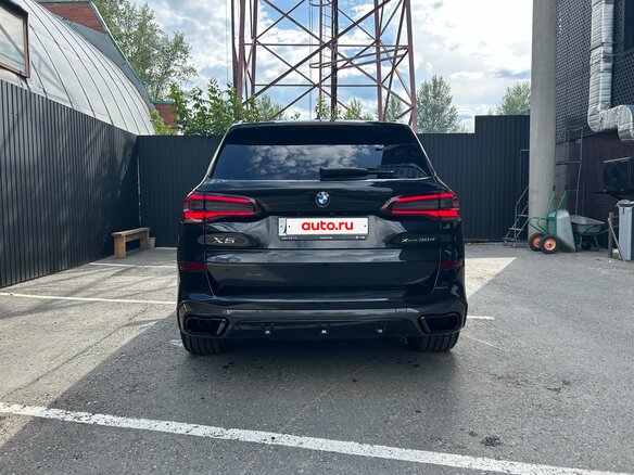2022 BMW X5 30d IV (G05/G18), чёрный, 8990000 рублей - вид 5