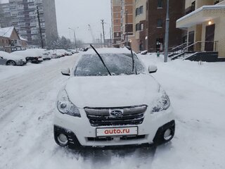 2014 Subaru Outback IV Рестайлинг, белый, 1500000 рублей, вид 4