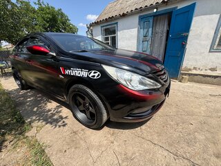2011 Hyundai Sonata VI (YF), чёрный, 1100000 рублей, вид 1