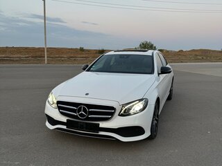 2019 Mercedes-Benz E-Класс 200 d V (W213, S213, C238), белый, 3000000 рублей, вид 4