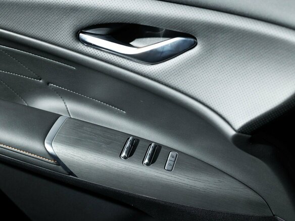 2025 Changan CS75 Plus IV, серый, 4249900 рублей - вид 16