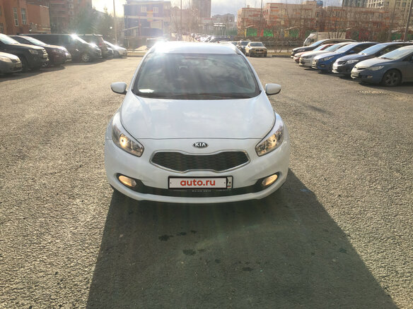 2013 Kia Ceed II, белый - вид 1
