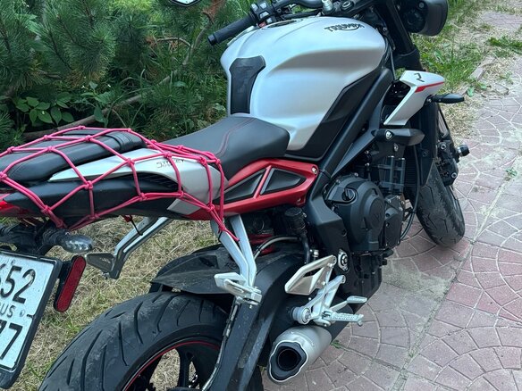 2018 Triumph Street Triple, серый, 700000 рублей - вид 9