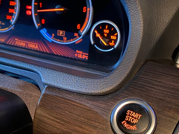 2012 BMW 5 серии 530d xDrive VI (F10/F11/F07), серый - вид 12