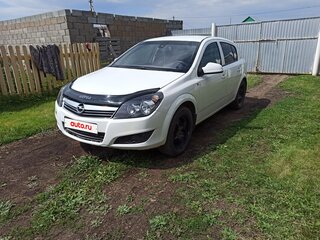 2012 Opel Astra H Рестайлинг, белый, 600000 рублей, вид 3