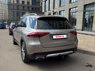 2020 Mercedes-Benz GLE 300 d II (V167), серый, 5290000 рублей, вид 3