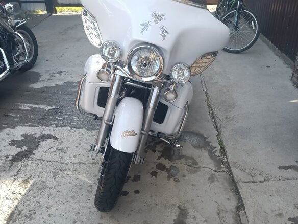 2007 Harley-Davidson Electra Glide, белый, 1100000 рублей