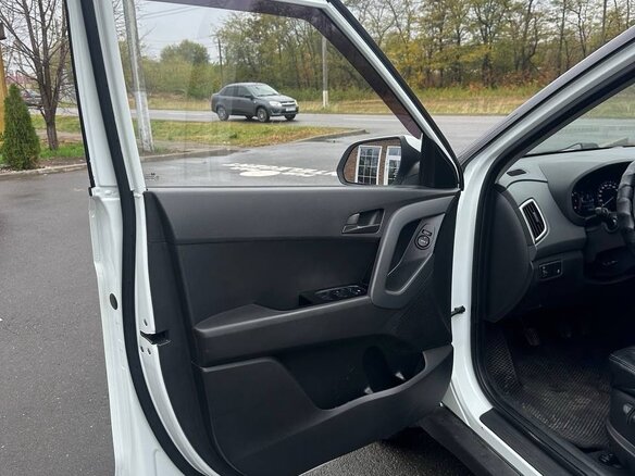 2018 Hyundai Creta I, белый, 1550000 рублей - вид 13