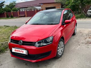 2014 Volkswagen Polo V, красный, 780000 рублей, вид 1