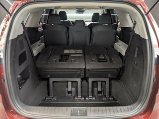 2022 Kia Carnival IV, красный, 3250000 рублей, вид 4