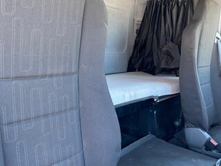 2014 Mercedes-Benz Axor, красный, 3740000 рублей, вид 3