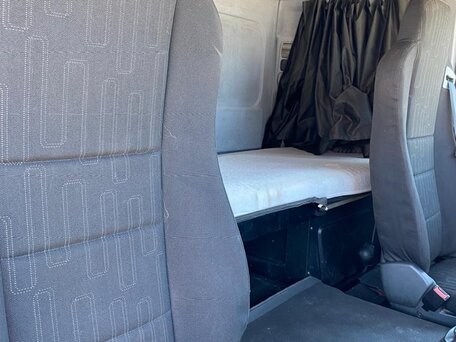 2014 Mercedes-Benz Axor, красный, 3740000 рублей, вид 3
