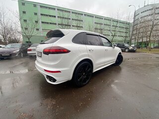 2015 Porsche Cayenne S Diesel II Рестайлинг (958), белый, 4950000 рублей, вид 4
