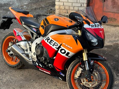 2013 Honda CBR 1000 RR/RA Fireblade, оранжевый, 950000 рублей, вид 3