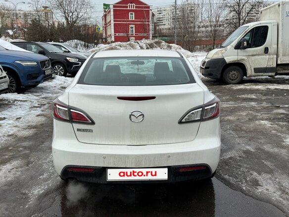 2011 Mazda 3 II (BL) Рестайлинг, белый - вид 4