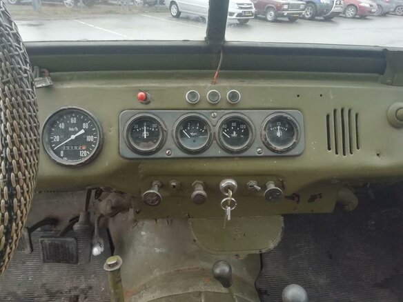 1981 УАЗ 469 469, зелёный - вид 13