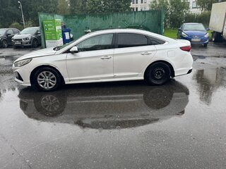2017 Hyundai Sonata VII (LF) Рестайлинг, белый, 800000 рублей, вид 2