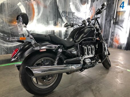 2012 Triumph Rocket III, чёрный, 900000 рублей, вид 3
