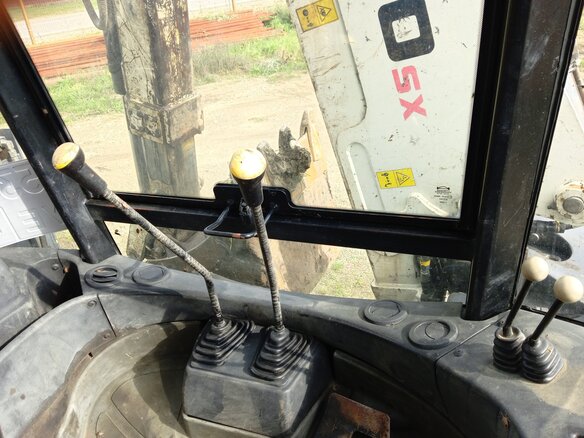 2011 Terex Экскаваторы-погрузчики, белый, 5200000 рублей - вид 5