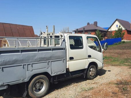 2008 Toyota Dyna, белый, 1400000 рублей, вид 4