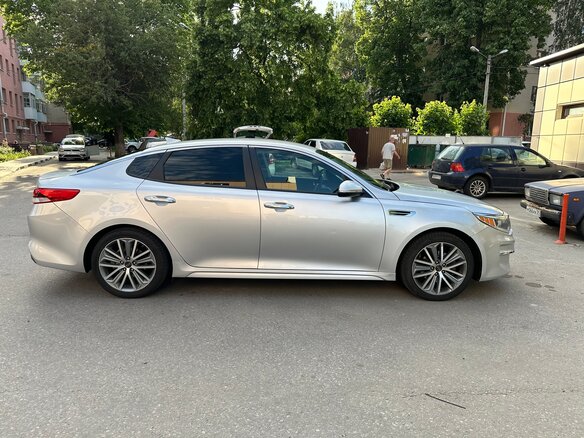 2016 Kia Optima IV, серый, 1365000 рублей - вид 2