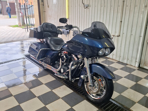 2009 Harley-Davidson Road Glide, синий, 1000000 рублей - вид 12