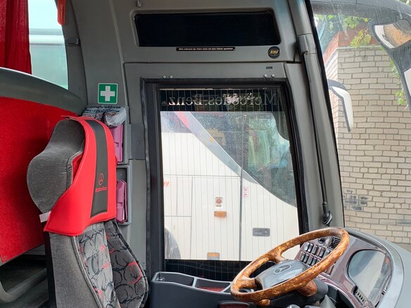 2005 Mercedes-Benz Travego, пурпурный, 6635228 рублей - вид 10