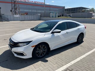 2020 Honda Civic X Рестайлинг, белый, 1930000 рублей, вид 1