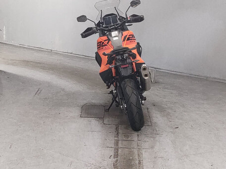 2023 KTM 1290 Super Adventure S, оранжевый, 1500000 рублей, вид 4