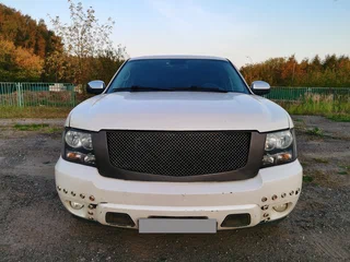 2013 Chevrolet Tahoe 6AT III, белый, 1720000 рублей, вид 3