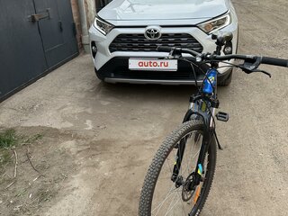 2022 Toyota RAV4 V (XA50), белый, 4900000 рублей, вид 5