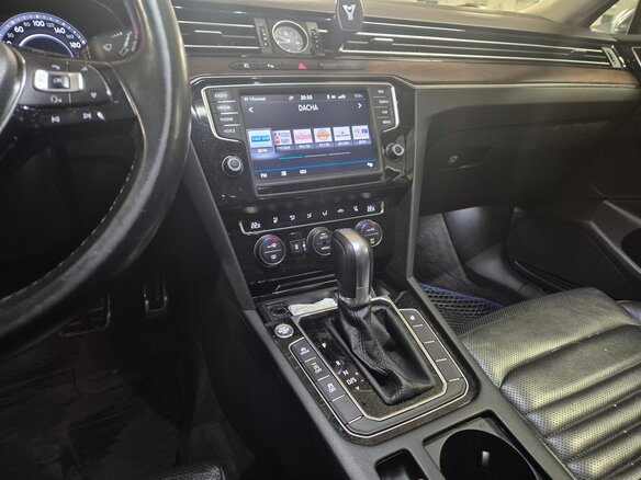 2017 Volkswagen Passat Alltrack B8, голубой - вид 8