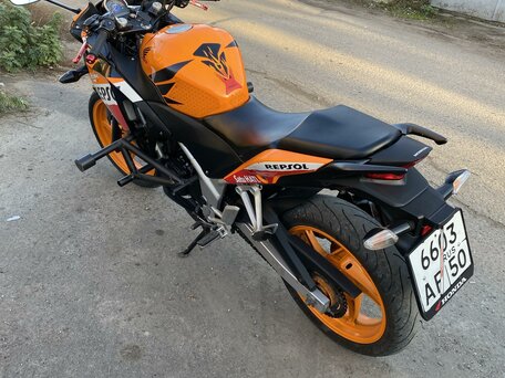 2013 Honda CBR 250R, оранжевый, 260000 рублей, вид 3