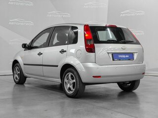 2005 Ford Fiesta Mk5, серебристый, 340000 рублей, вид 3