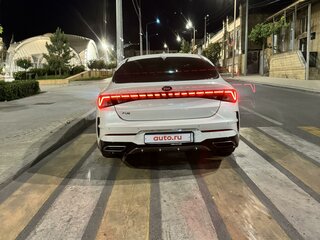 2020 Kia K5 III, белый, 1850000 рублей, вид 4