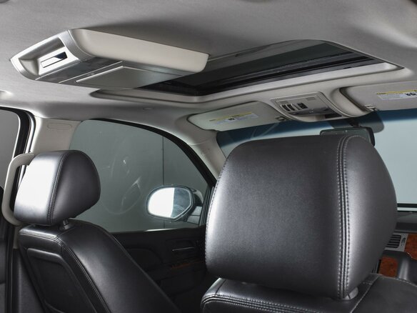 2012 Chevrolet Tahoe 6AT III, чёрный - вид 7